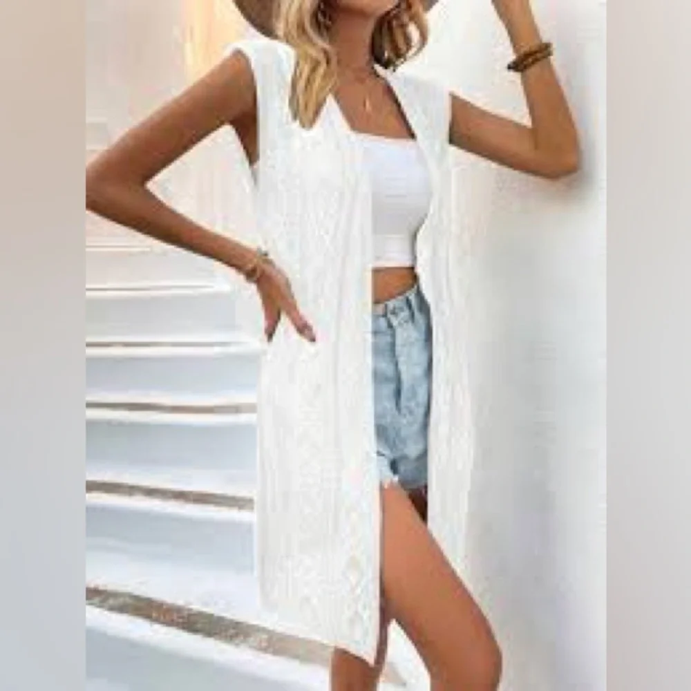 Almost Famous White Faux Floral Accent